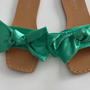 Elegant Green Satin Bow Sandals